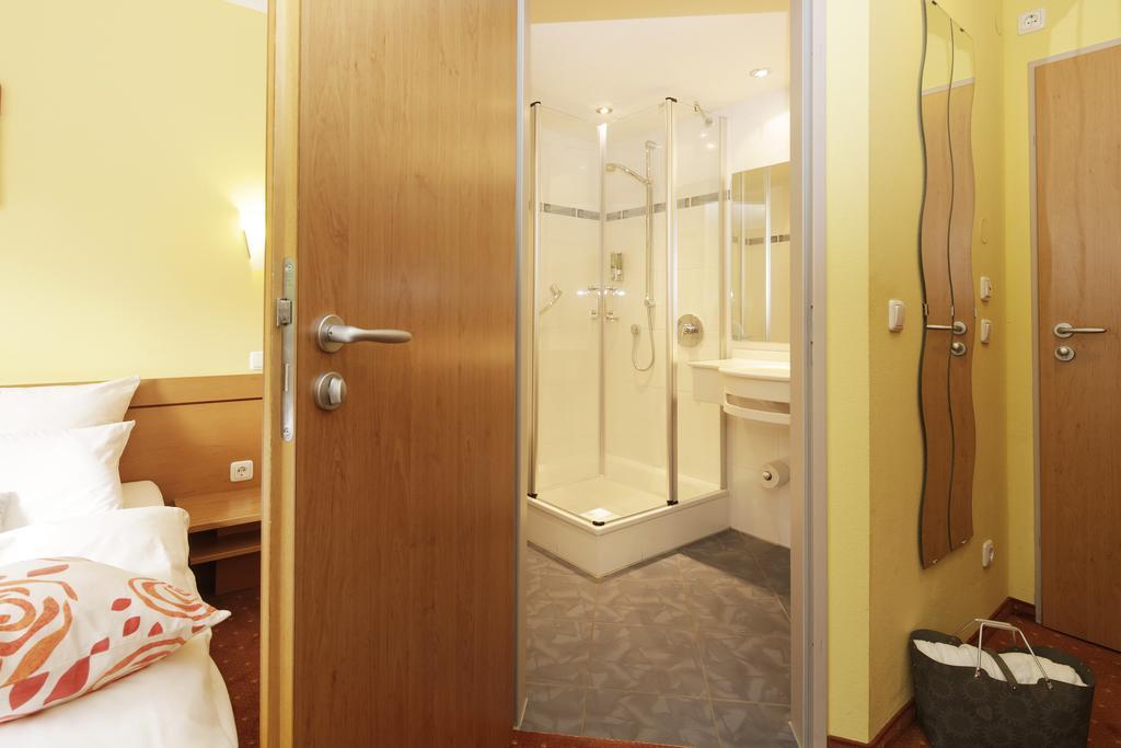 Bio Hotel Bayerischer Wirt Augsburg Exterior photo